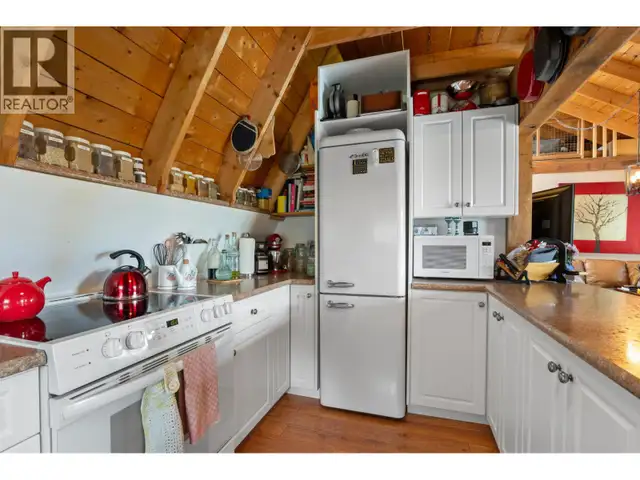 7796 N BRIDGE LAKE ROAD Bridge Lake, British Columbia in Houses for Sale in 100 Mile House - Image 6
