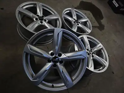 Good set of original Audi Q5 S-Line wheels made by Ronal. NOTE: Tires are no longer good. 20x8.5 Bol...