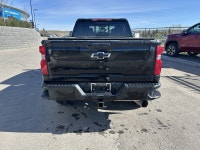 ENGINE DURAMAX 6.6L TURBO-DIESEL V8 B20-DIESEL COMPATIBLE Four Wheel Drive Tow Hitch Experience the... (image 3)