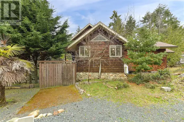 300 Bonsai Pl Qualicum Beach, British Columbia in Houses for Sale in Parksville / Qualicum Beach - Image 30