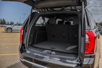 Welcome to Sherwood Buick GMC! This GMC Yukon XL boasts a Gas V8 5.3L/ engine powering this Automati... (image 7)