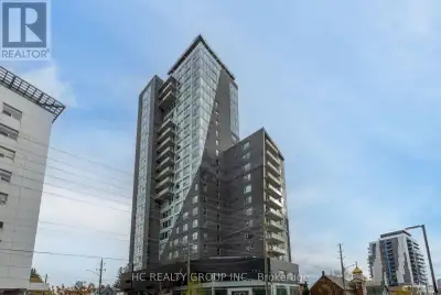 Client RemarksDiscover this impressive 1-bedroom, 1-bathroom condo located in the vibrant heart of W...