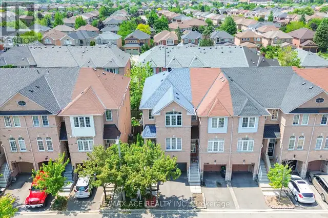 7086 FAIRMEADOW CRESCENT Mississauga (Lisgar), Ontario63006662822401124
