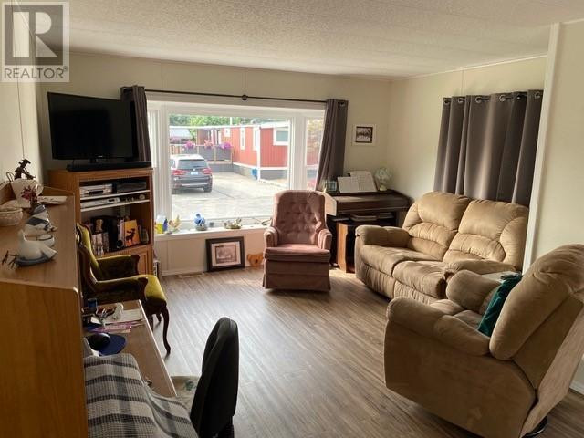4911 CEDAR Lane Unit# 4 Osoyoos, British Columbia in Houses for Sale in Penticton - Image 2