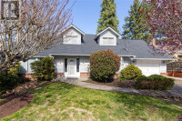 507 Hawthorne Dr Qualicum Beach, British Columbia