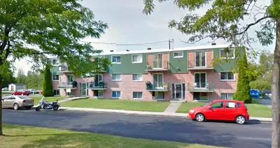 3 1/2 DÉJÀ LOUÉ MERCI boul. Fortin à Granby