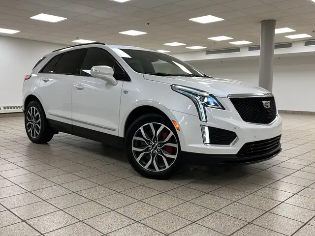 2022 Cadillac XT5 AWD SPORT
