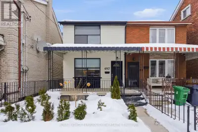 Turnkey fully furnished open concept layout combining living and dining with a wet-bar. With almost...