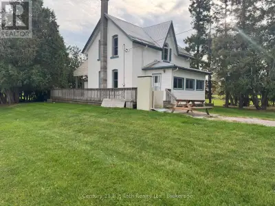 She's a grand old lady from 1903- weathered but wise, with a family sized kitchen that has always be...