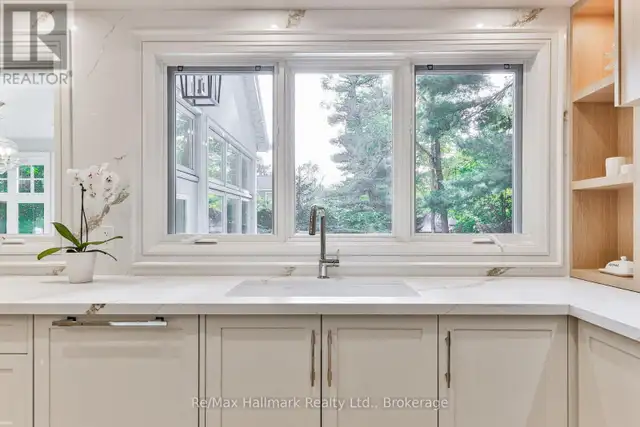 1310 DUNCAN ROAD Oakville (MO Morrison), Ontario in Long Term Rentals in Oakville / Halton Region - Image 11