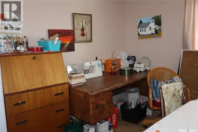 228 7th AVENUE E Gravelbourg, Saskatchewan in Houses for Sale in Moose Jaw - Image 13