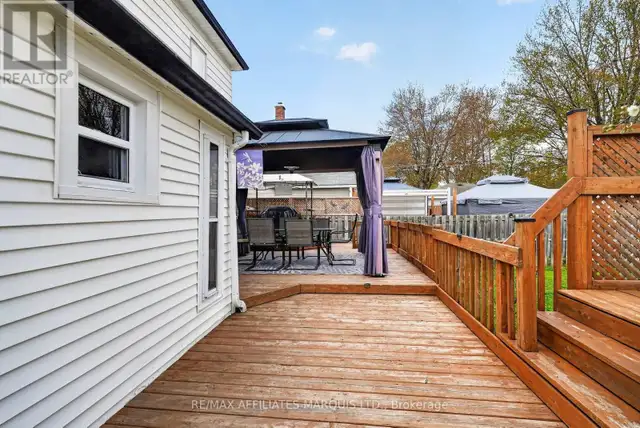 335 FIFTH STREET E Cornwall, Ontario in Houses for Sale in Cornwall - Image 37
