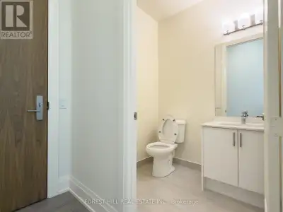 Experience modern urban living in this brand new, never-lived-in penthouse suite, offering approxima...