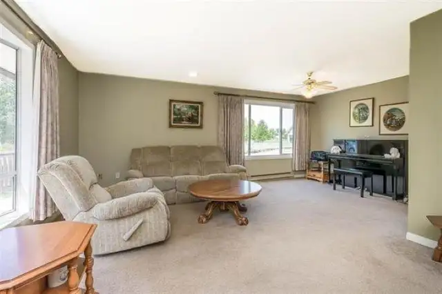4102 LEFEUVRE ROAD Abbotsford, British Columbia in Houses for Sale in Abbotsford - Image 8