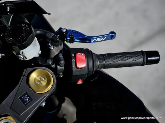 2024 Suzuki GSX-R1000A in Sport Bikes in Oshawa / Durham Region - Image 18