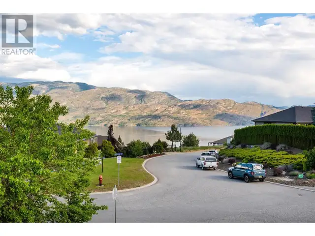 5165 Morrison Crescent Peachland, British Columbia in Houses for Sale in Penticton - Image 9