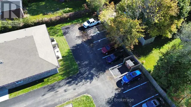 16 STANLEY STREET Kincardine, Ontario in Commercial & Office Space for Sale in Owen Sound - Image 10