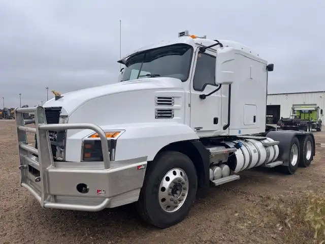 2023 Mack Anthem 64T 48 mDRIVE S40 in Heavy Trucks in Regina - Image 2
