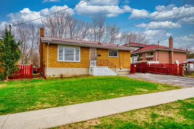 2-Bed Basement Suite | $2049 ALL-INCLUSIVE | Private Laundry Welcome to Unit 2 at 134 Weller Ave., a...