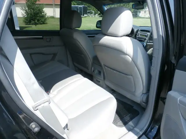 HYUNDAI SANTA FE516704247135621129