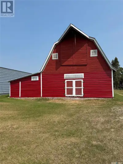 Million Dollar view! 143 acres with 2 bedroom house, 80x42 quonset, 56' x 26' hip roof barn, 32' x 2...