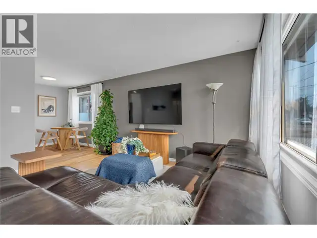 367 DOUGLAS Avenue Penticton, British Columbia in Houses for Sale in Penticton - Image 11