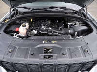 Aggressive Styling, Aggressive Value: 2024 Jeep Grand Cherokee Altitude 4x4 Overview Step into the p... (image 6)