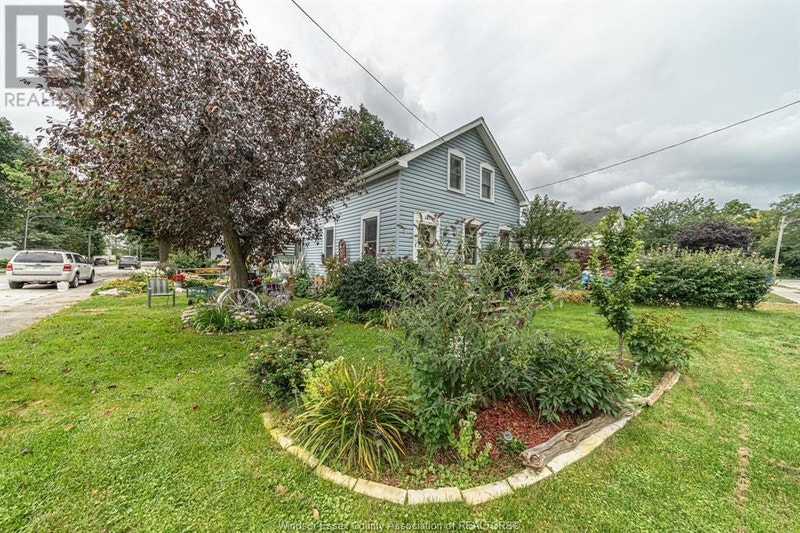 141 ELIZABETH STREET Thamesville, Ontario Houses for Sale Chatham