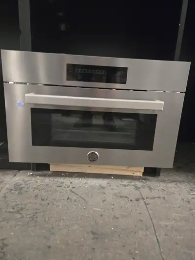 Bertazzoni 30-inch, 1.34 cu.ft. Built-in Single Speed Oven with, View more
