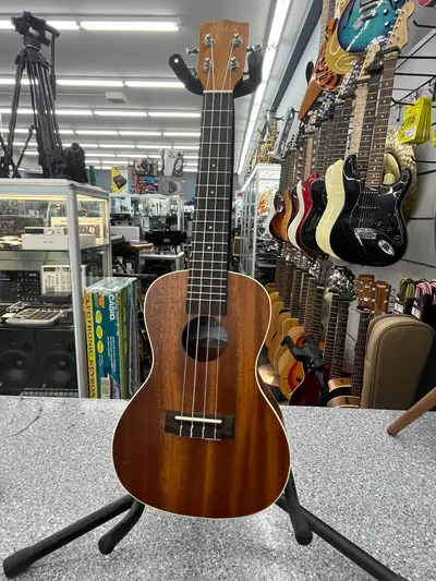 Kala Ka-C 2006 Ukulele Item # 1410249 Great condition! For more Ukuleles and other musical instrumen...