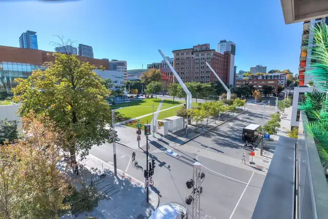 3.5 condo appartement a louer Quartier des spectacles-Myriade in Long Term Rentals in City of Montréal - Image 16