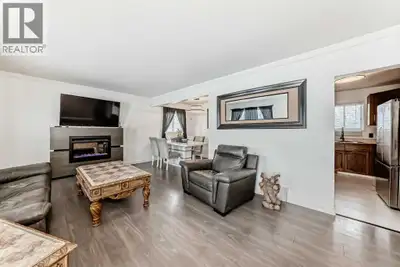 4 BEDROOM , Renovated Bungalow with new roof in a Prime Location in the community of Grandview This...