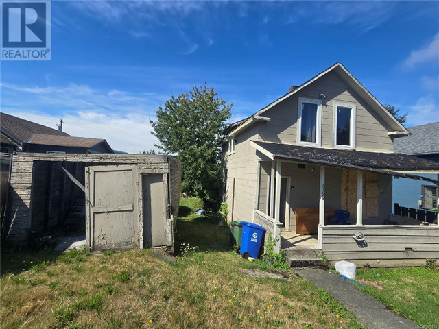 3358 6th Ave Port Alberni, British Columbia in Houses for Sale in Port Alberni - Image 2