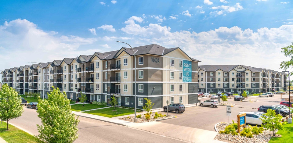 Pet-Friendly Two Bedroom Two Bath with In-suite Laundry for Rent 2
