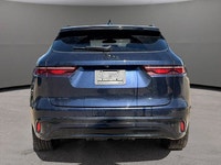 This Jaguar F-PACE has a strong Intercooled Turbo Premium Unleaded I-4 2.0 L/122 engine powering thi... (image 5)