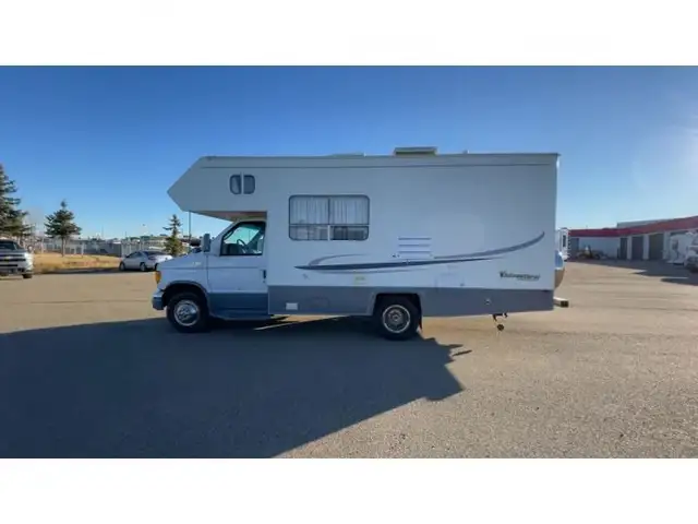 2003 Adventurer LP Class C Adventurer 22RB in RVs & Motorhomes in Edmonton - Image 6
