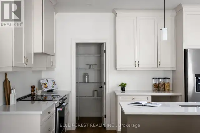 325 HARVEST LANE Thames Centre (Dorchester), Ontario in Land for Sale in London - Image 6