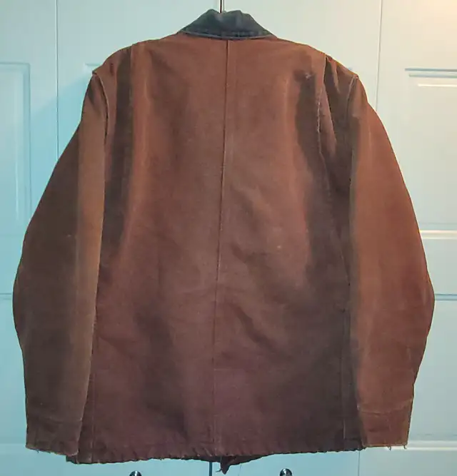05 Carhartt distressed C02CLY coat / Helly Hansen work pants in Men's in Red Deer - Image 4