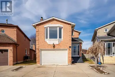 Beautiful 3 Bedroom Detached house with Double Door entry with finished basement and separate entran...