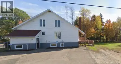 Beautiful and spacious 4 four bedroom home located in the heart of the town of Shippagan. Within wal...