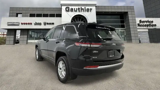 2026 Jeep Grand Cherokee Laredo X in Cars & Trucks in Winnipeg - Image 5