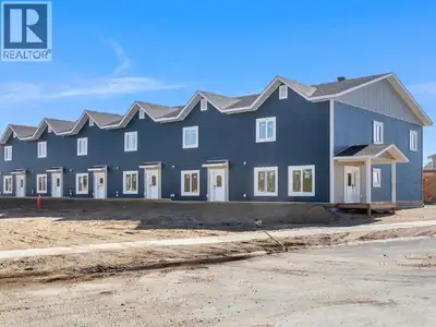 Brand-New, Well Designed, Inviting Townhomes! These bright, sun-filled units are approx. 1794 sq ft,...