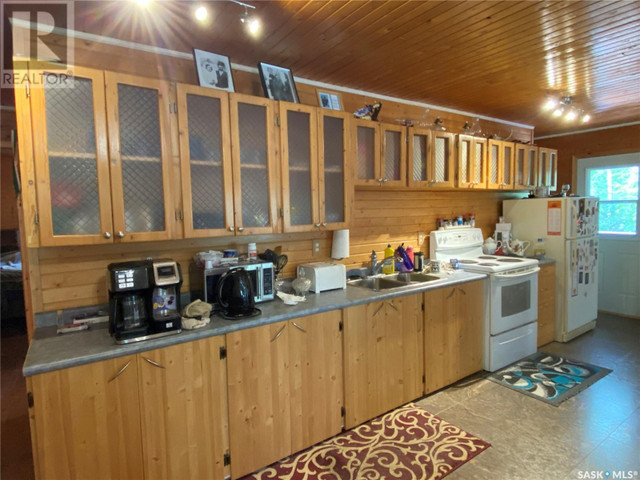 904 Mahigan CRESCENT Lac La Ronge, Saskatchewan in Houses for Sale in La Ronge - Image 3