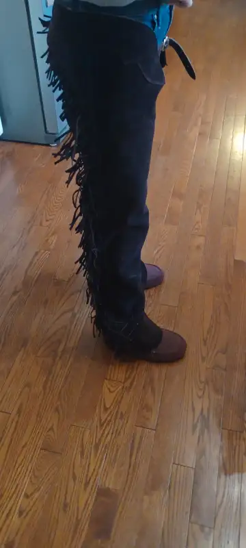 Fringed Suede Western Riding Chaps63234806068995124