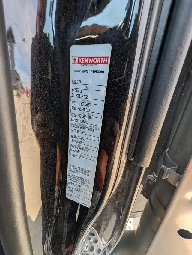 2015 KENWORTH T880 in Heavy Trucks in Saskatoon - Image 29