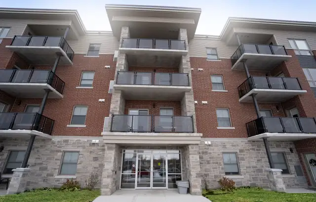 Stratford 2 Bedroom, 2 Bathroom Apartment for Rent: in Long Term Rentals in Stratford - Image 4