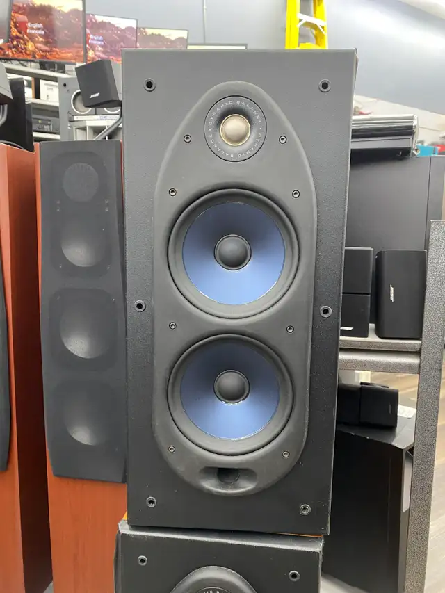 Polk Audio RT55I Speakers in Speakers in City of Toronto - Image 2