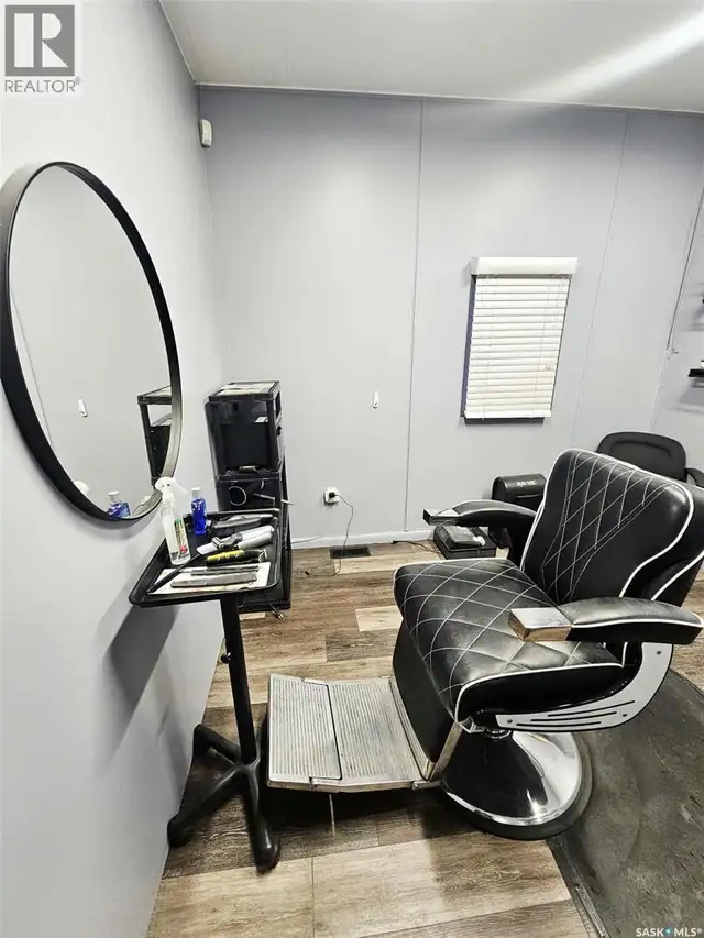 5 507 Main STREET Esterhazy, Saskatchewan in Commercial & Office Space for Rent in Regina - Image 3