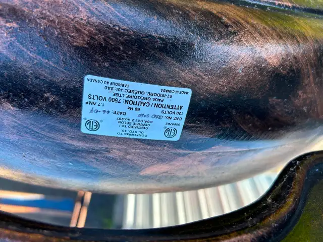 Horloge suspendue in Outdoor Décor in Drummondville - Image 3