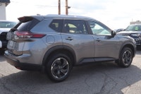 CLEAN CARFAX ACCIDENT FREE WELL MAINTAINED AWD Experience The Perfect Blend of Style And Performance... (image 6)